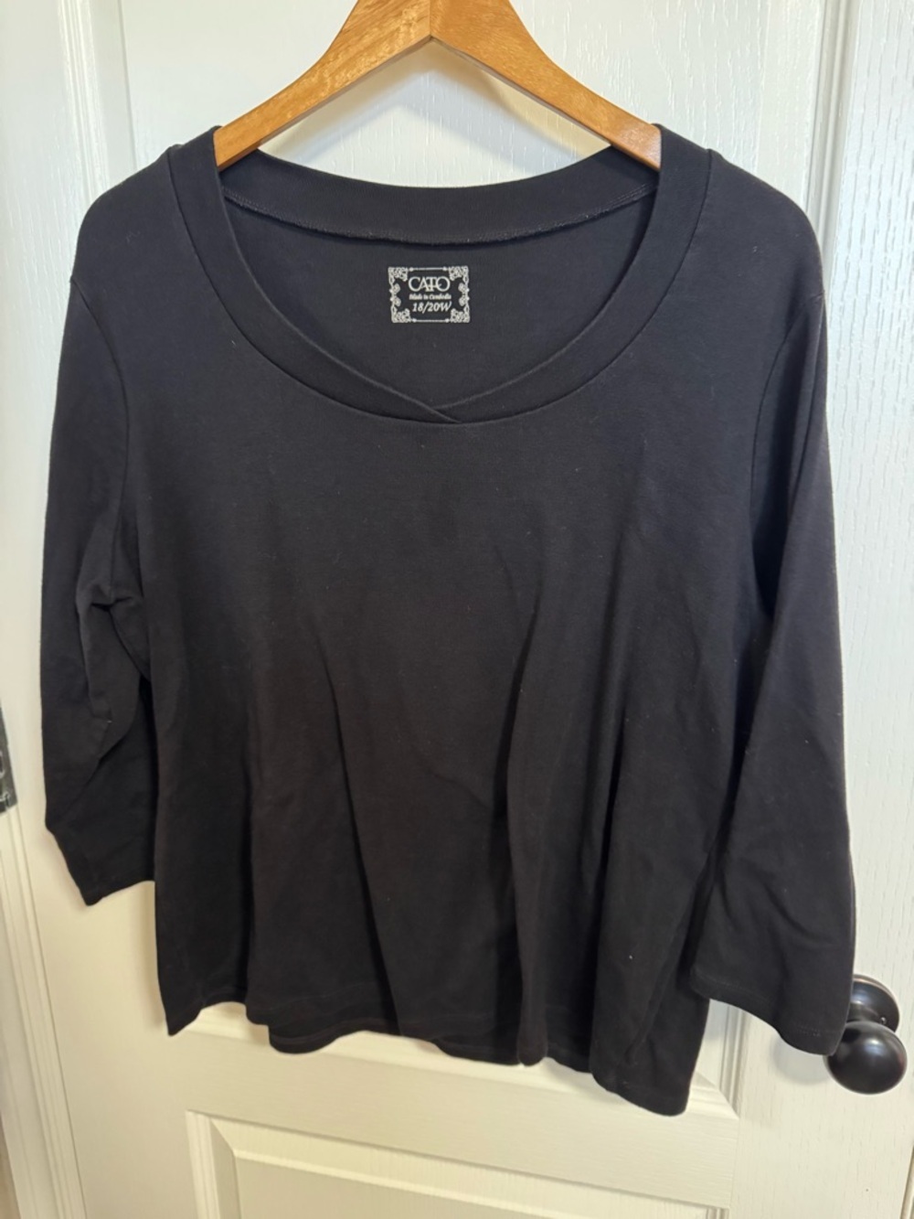 Cato Charcoal Gray Scoop Neck 3/4 sleeve knit top